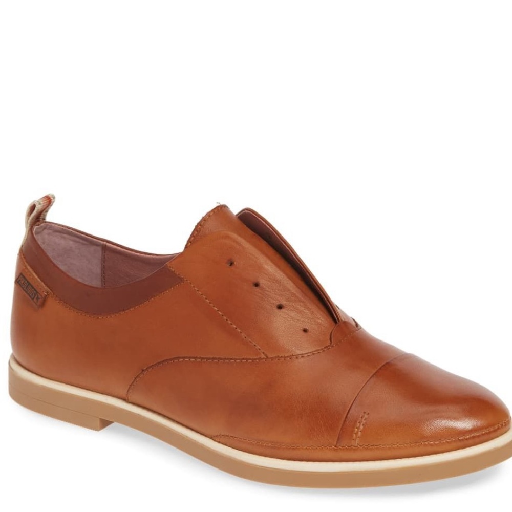 Pikolinos laceless oxfords, size 39